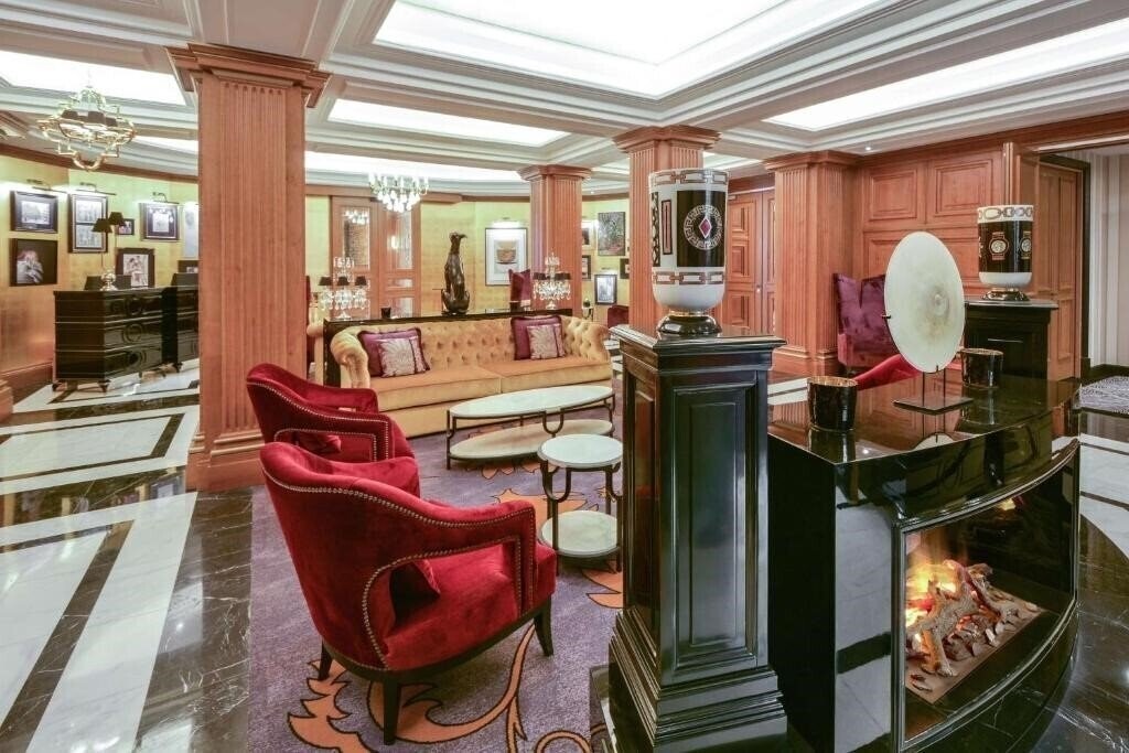 Elegant restaurant space prepared for a quiet night